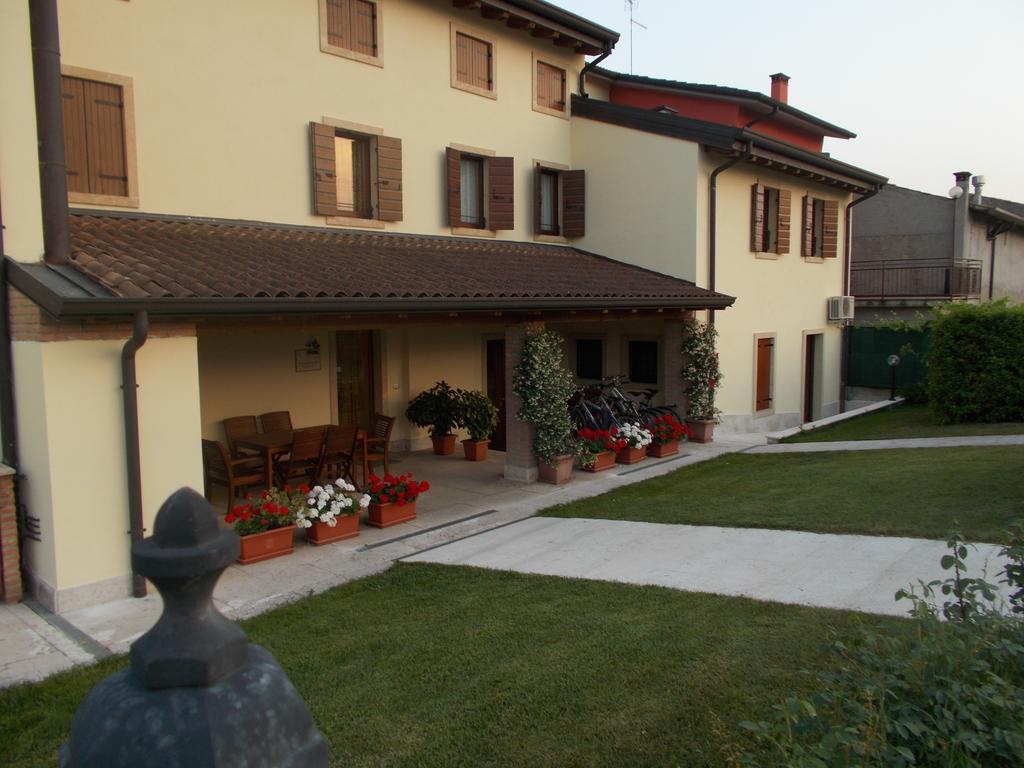 Agriturismo Al Tralcio วาเลจโจ ซูล มินโช ภายนอก รูปภาพ
