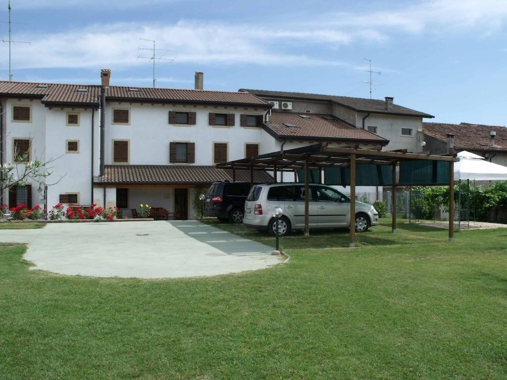 Agriturismo Al Tralcio วาเลจโจ ซูล มินโช ภายนอก รูปภาพ