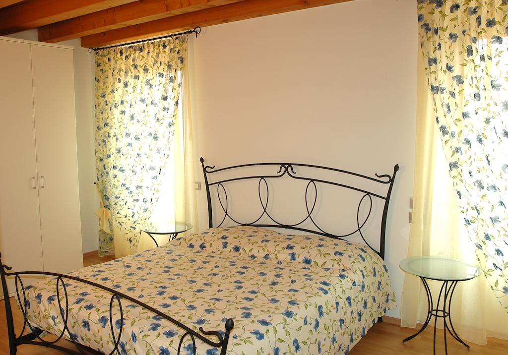 Agriturismo Al Tralcio วาเลจโจ ซูล มินโช ห้อง รูปภาพ