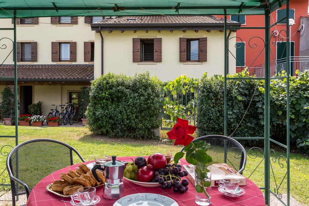 Agriturismo Al Tralcio วาเลจโจ ซูล มินโช ภายนอก รูปภาพ